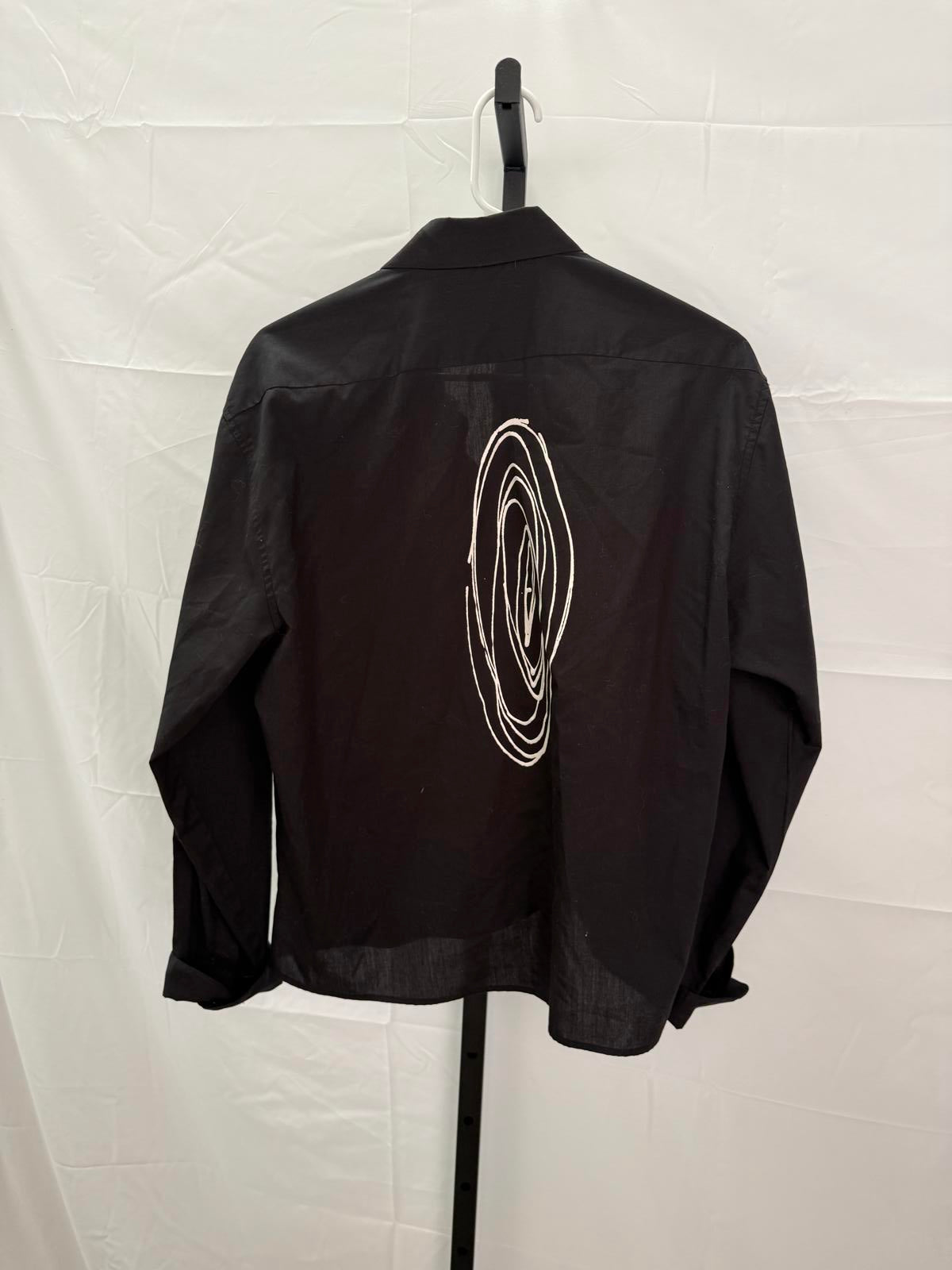 Vintage Victoria Medium Black Long Sleeve Shirt with Pocket Design