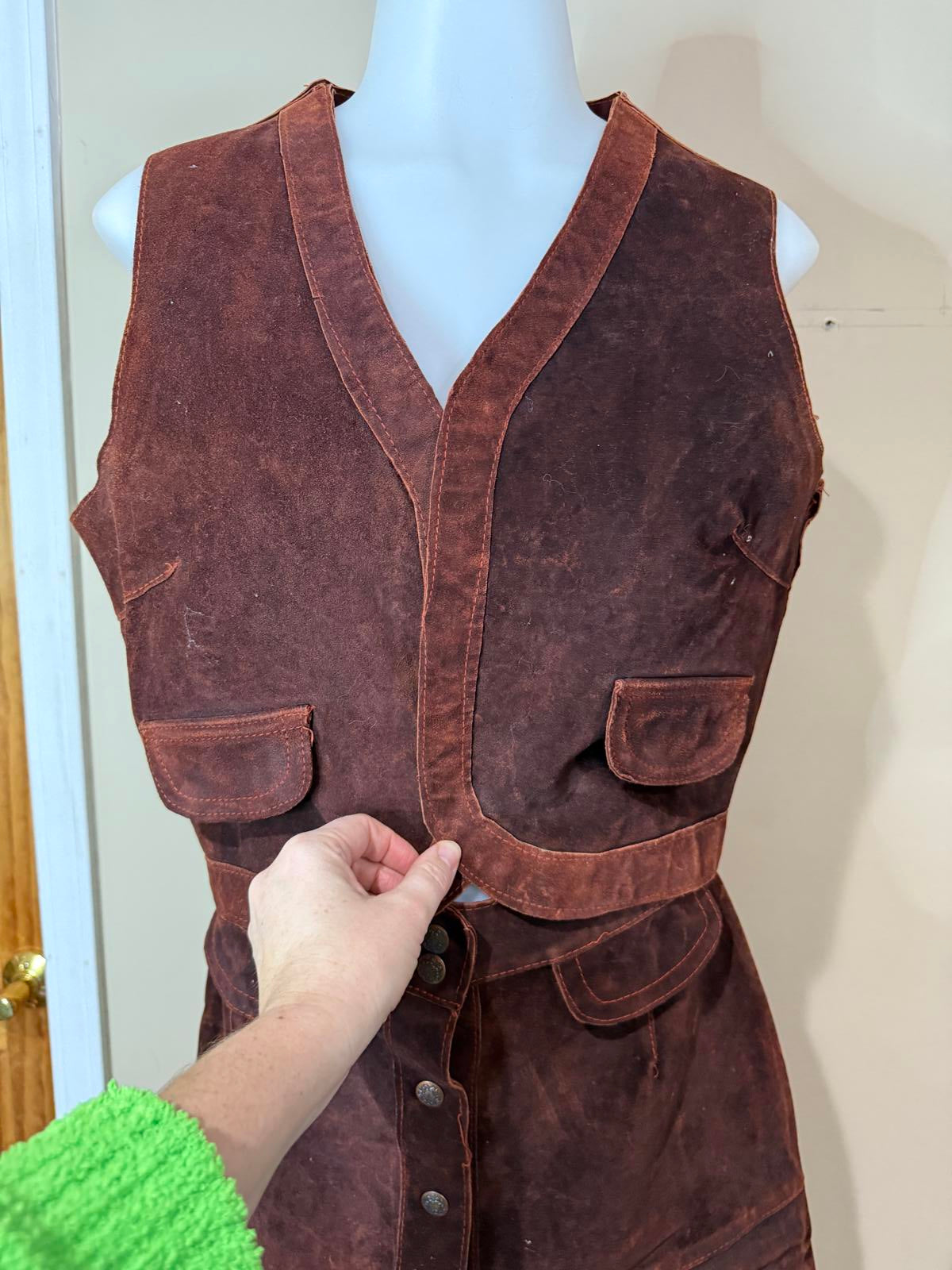 70s Argentinian Suede Vintage Brown Suede Leather Button-Front Skirt Size 42