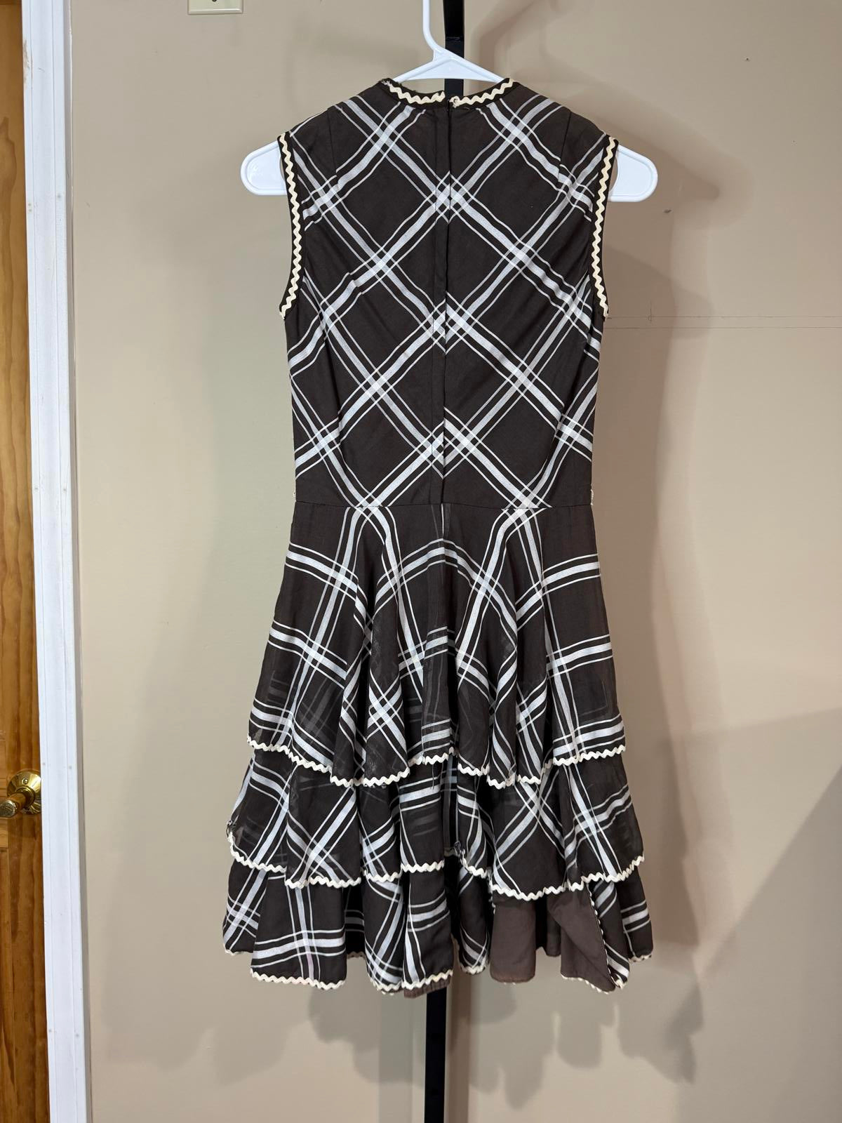 50s Vintage Sleeveless Plaid Ruffled Hem Dress XS Melissa Lane