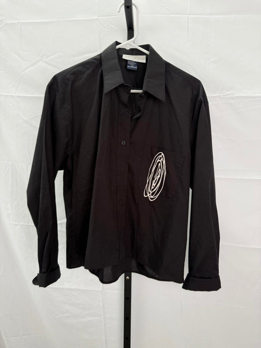 Vintage Victoria Medium Black Long Sleeve Shirt with Pocket Design