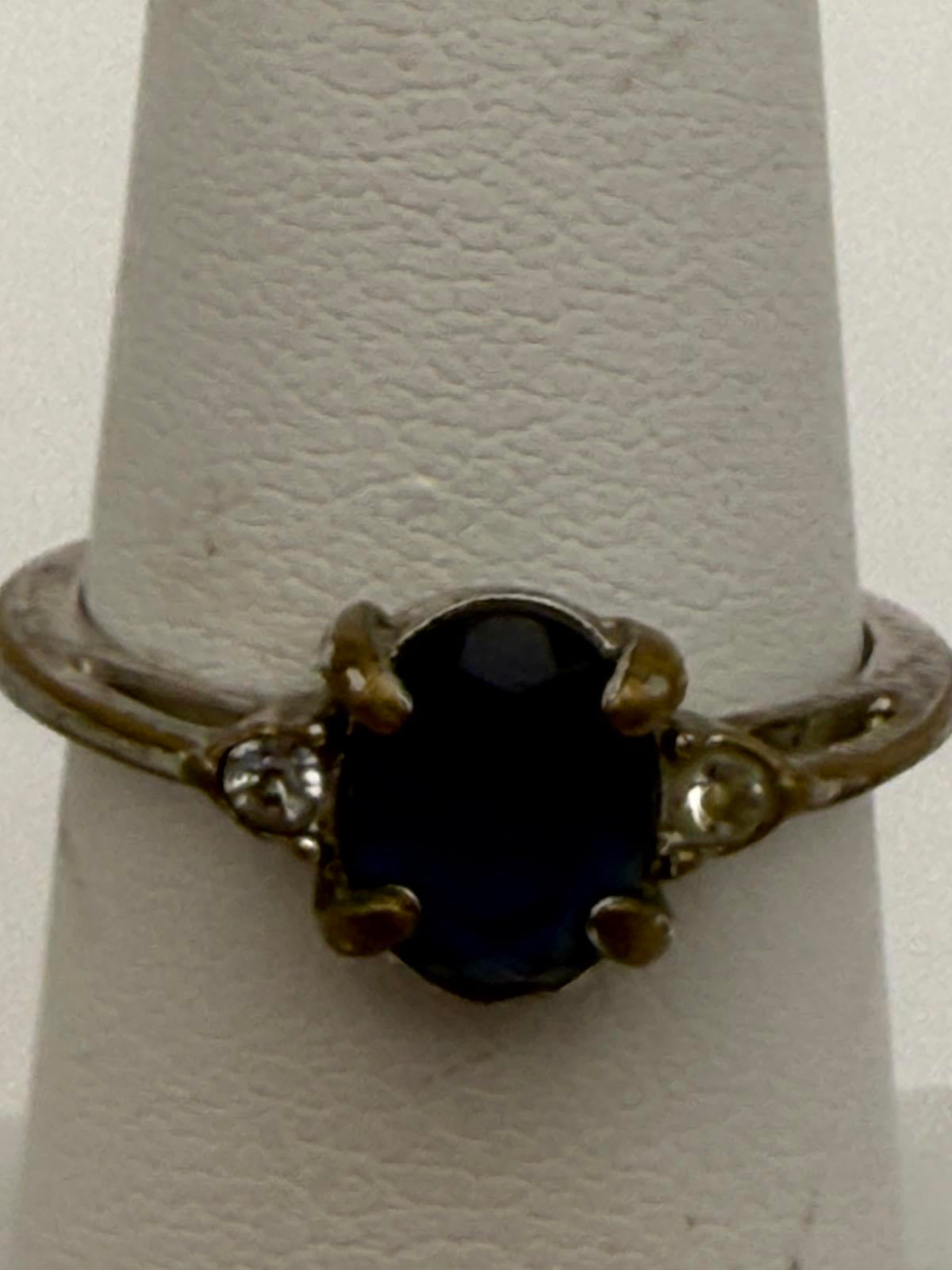 Avon Vintage Style Ring with Dark Blue Gemstone and Accent Stones 6.25