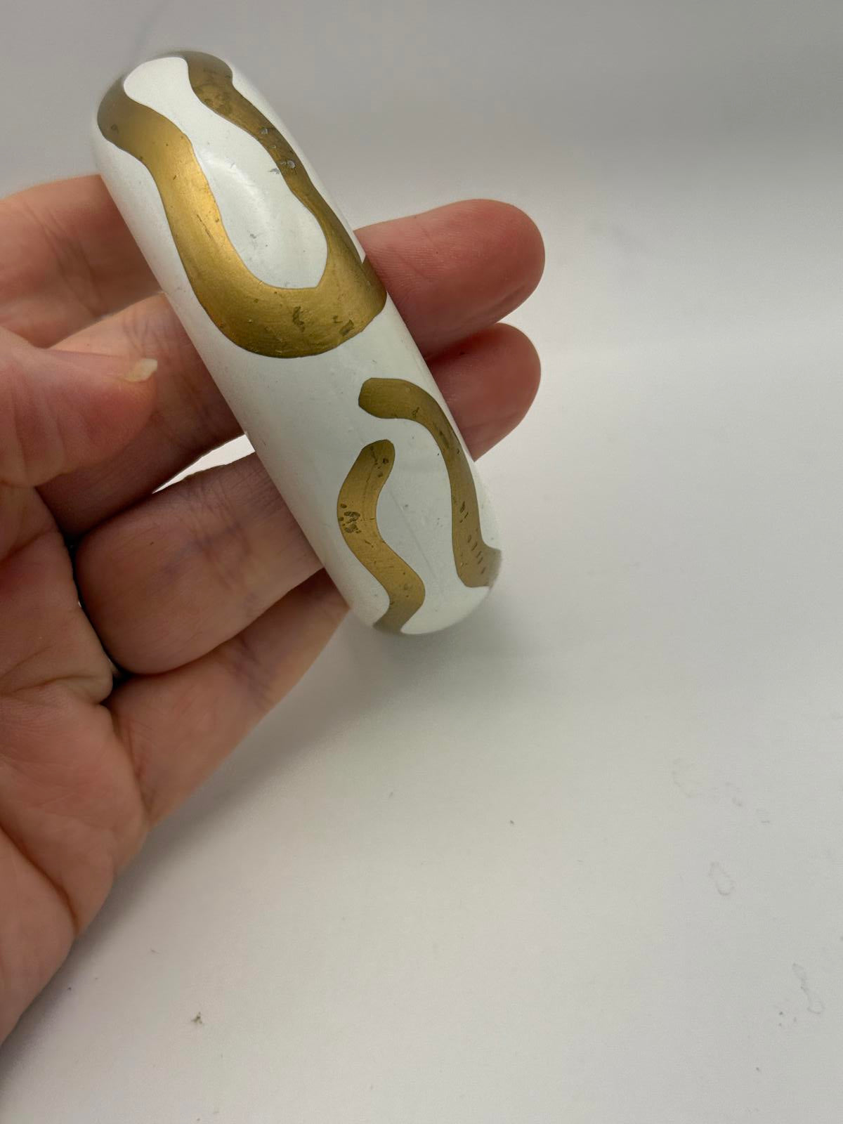 Raffine Vintage White and Gold Painted Bangle Bracelet