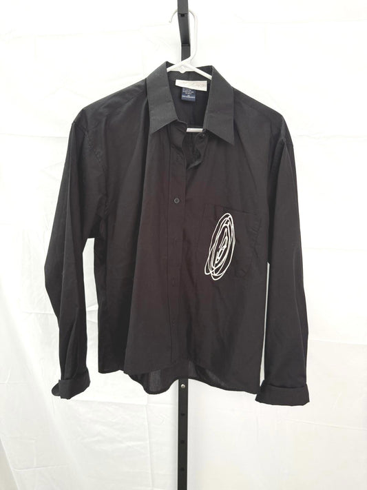 Vintage Victoria Medium Black Long Sleeve Shirt with Pocket Design