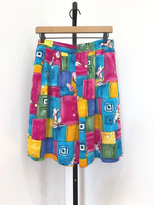 Vintage 80s 90s Size 6 Graff Colorful Patchwork Print Knee-Length Shorts
